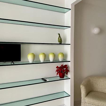 Apartments Navigli Милан Экстерьер фото