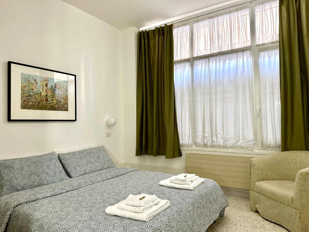 Apartments Navigli Милан Экстерьер фото