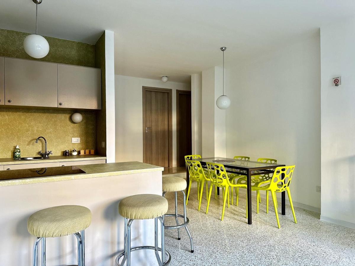 Apartments Navigli Милан Экстерьер фото